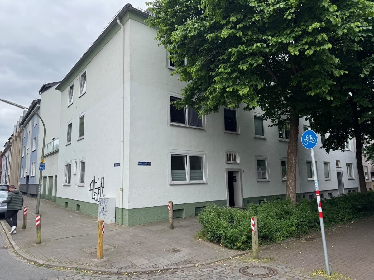 2 Zimmer Mietwohnung im 2. OG in der Wüste